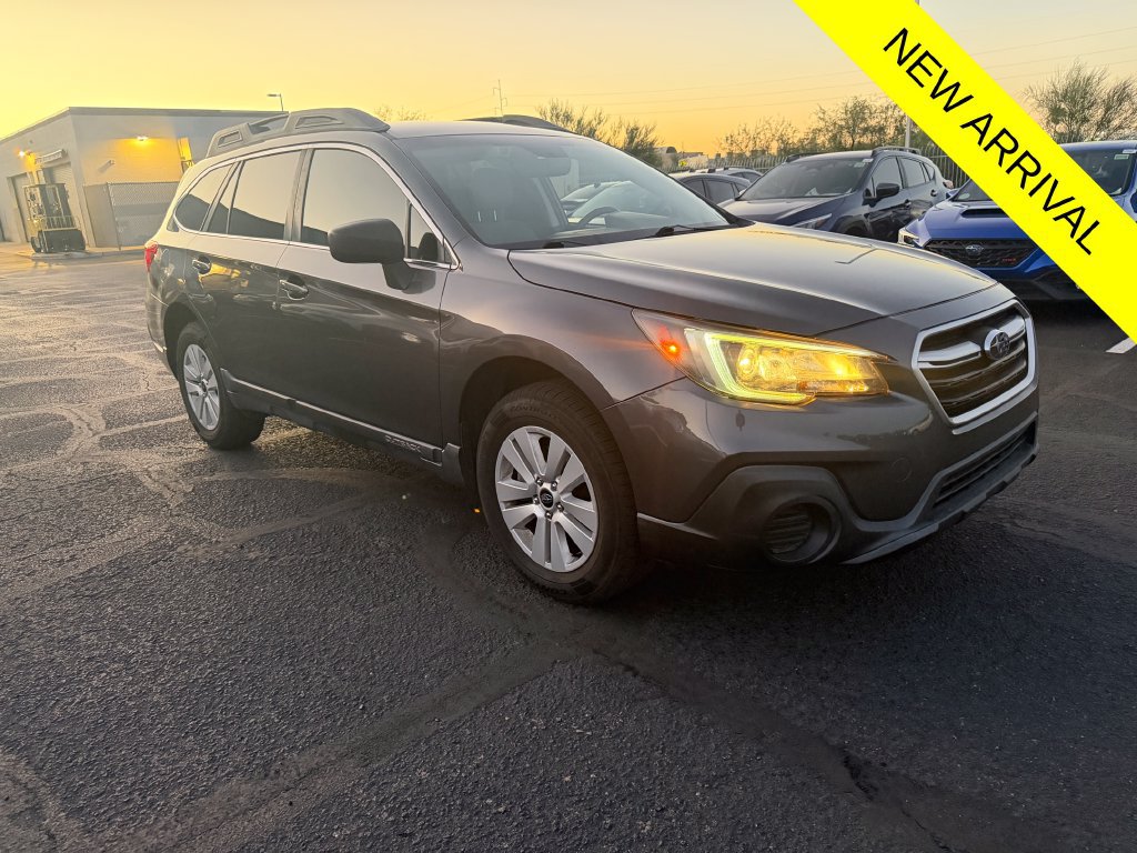 Used 2019 Subaru Outback 2.5i AWD/4WD image 1