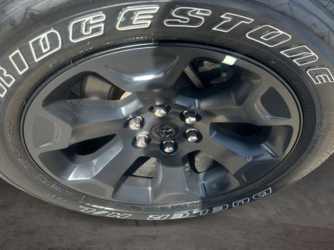 Used 2023 RAM 1500 Big Horn AWD/4WD image 18