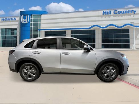 New 2026 Honda HR-V LX image 6