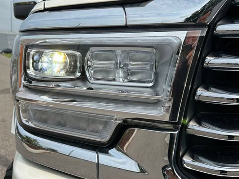 Used 2023 RAM 2500 Limited AWD/4WD image 40