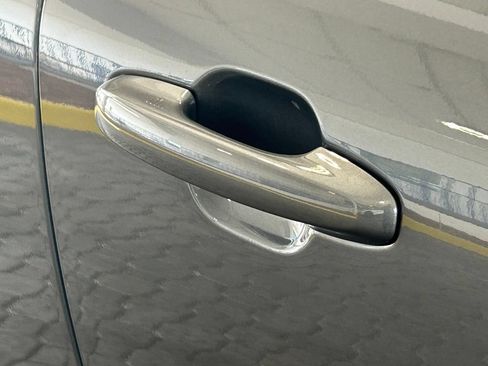 Used 2025 Ford Escape ST-Line FWD image 20