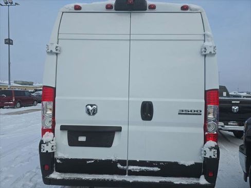 Used 2025 RAM ProMaster 3500 w/ Convenience Group image 7