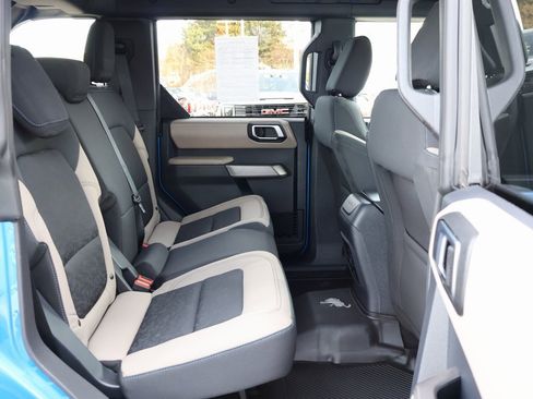 Used 2022 Ford Bronco Wildtrak image 31