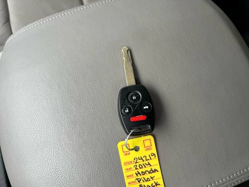 Used 2014 Honda Pilot Touring image 26