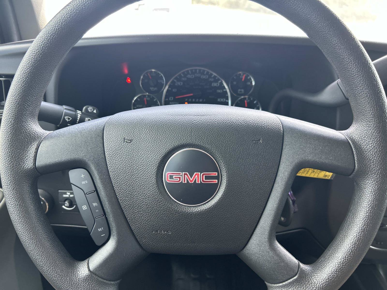 Used 2025 GMC Savana 2500 w/ Driver Convenience Package RWD image 34