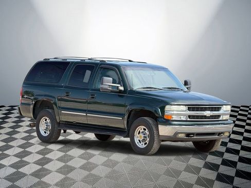Used 2003 Chevrolet Suburban 2500 LT w/ LT Preferred Equipment Group AWD/4WD image 4