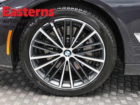 Used 2023 BMW 530i w/ Convenience Package RWD image 34