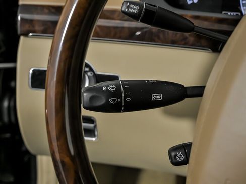 Used 2010 Mercedes-Benz S 550 4MATIC image 26