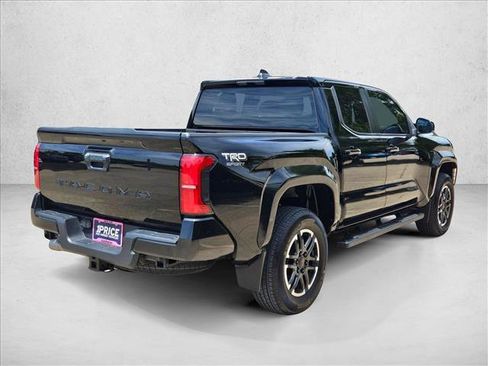 Used 2024 Toyota Tacoma TRD Sport RWD image 5