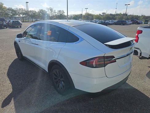 Used 2019 Tesla Model X Long Range image 5