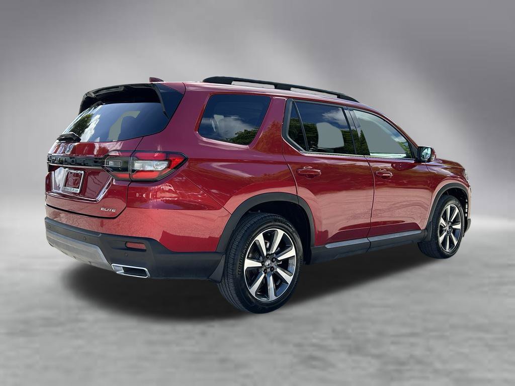 Used 2024 Honda Pilot Elite image 4
