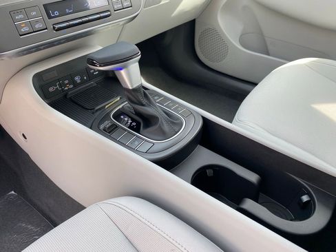 New 2026 Hyundai Kona SEL Sport FWD image 13