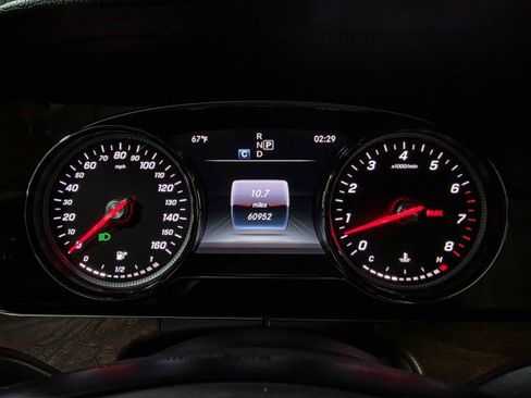Used 2017 Mercedes-Benz E 400 4MATIC Wagon image 25