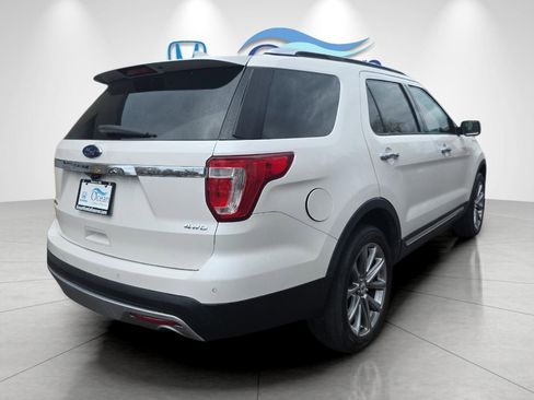 Used 2016 Ford Explorer Limited AWD/4WD image 3