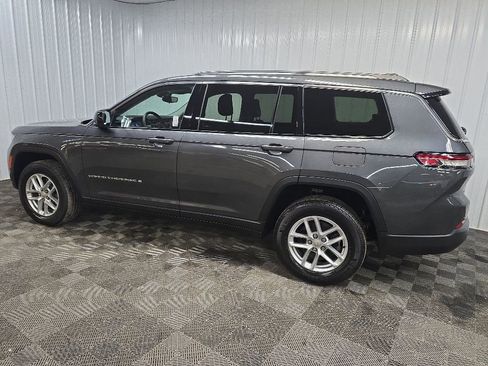 Used 2022 Jeep Grand Cherokee L Laredo w/ Luxury Tech Group I AWD/4WD image 4