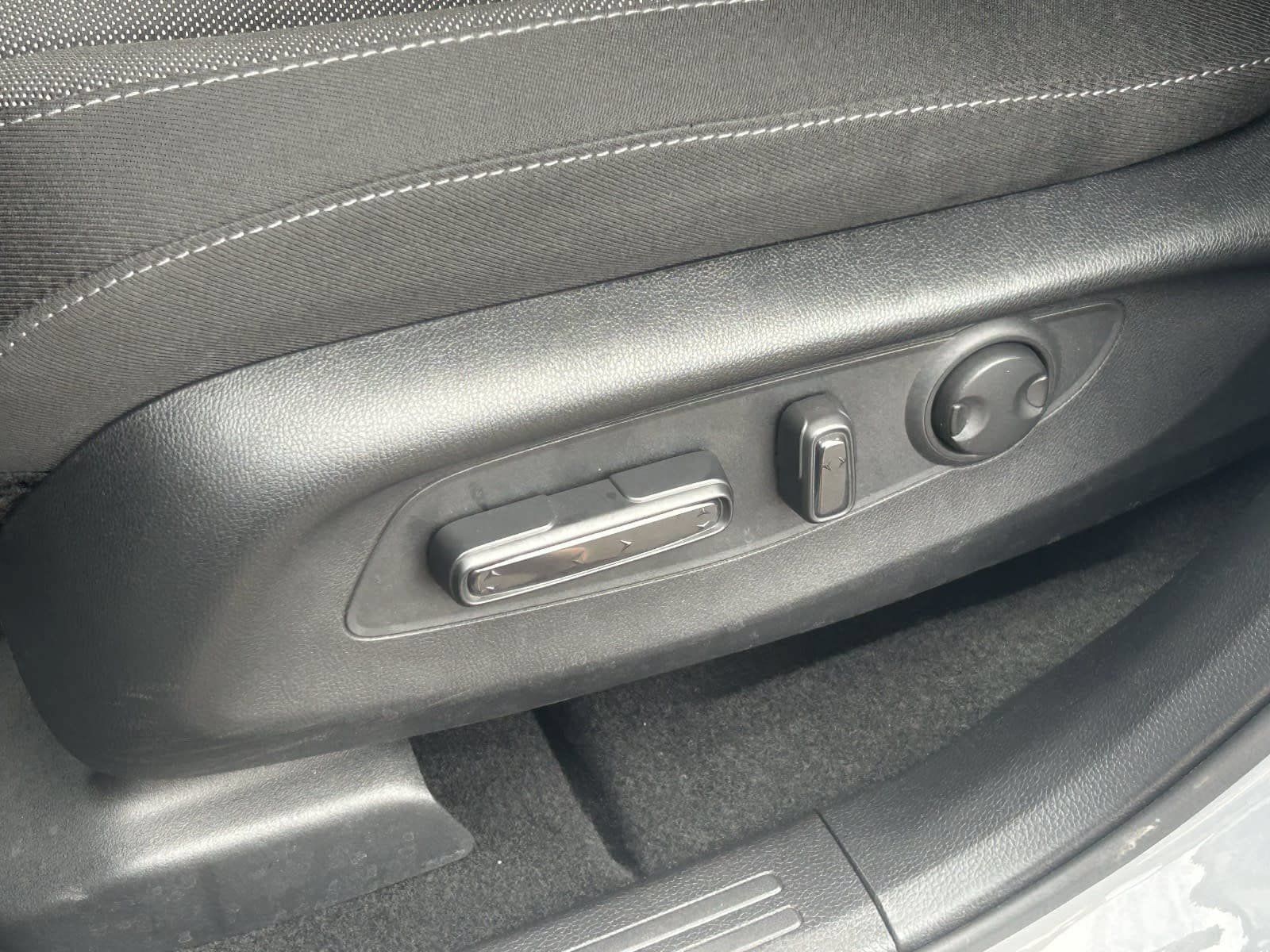 Certified 2026 Honda CR-V EX image 25