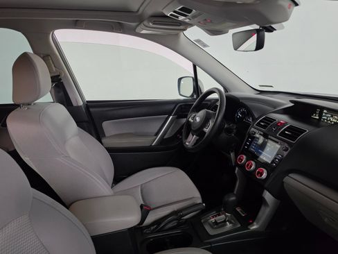 Used 2018 Subaru Forester 2.5i Premium AWD/4WD image 23
