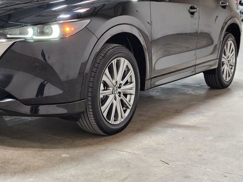 Used 2023 MAZDA CX-5 Signature image 17