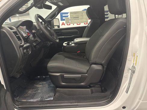 New 2026 RAM 3500 Tradesman image 17