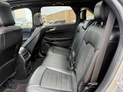 Certified 2021 Ford Edge ST-Line AWD/4WD image 26
