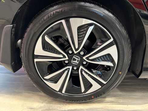 Used 2018 Honda Civic EX-T image 23