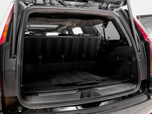 Used 2023 Cadillac Escalade ESV V image 46