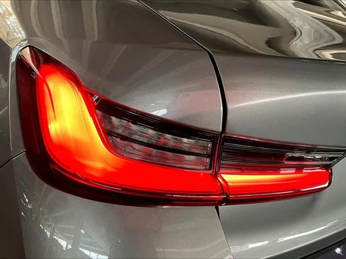 Used 2023 BMW 330i 330i w/ Premium Package image 29