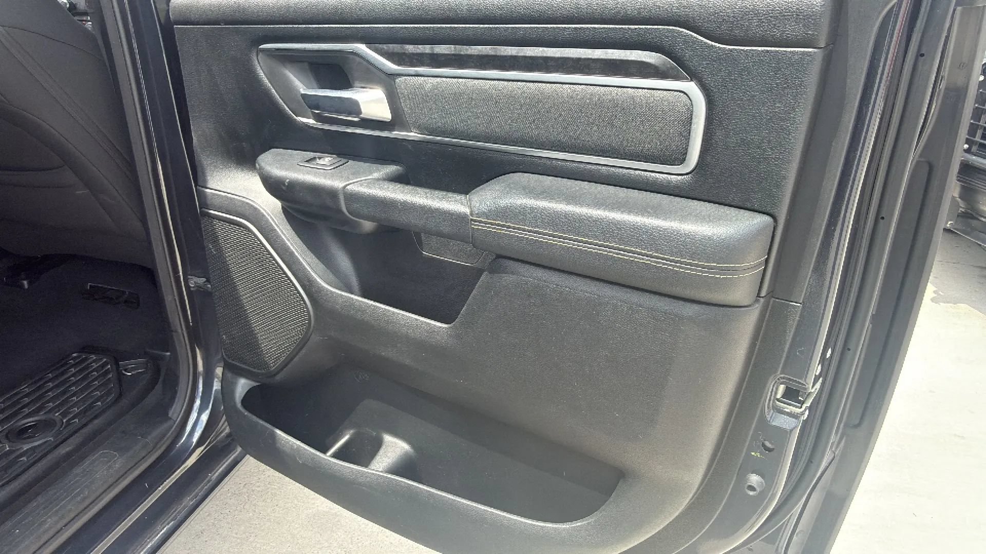 Used 2019 RAM 1500 Big Horn AWD/4WD image 22