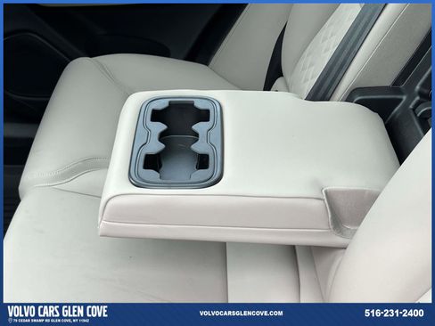Used 2026 Volvo XC60 B5 Core w/ Protection Package Premier image 10