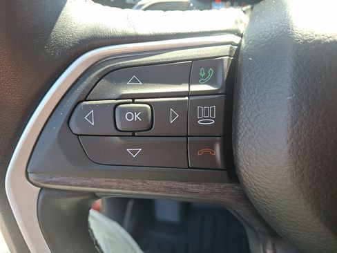 Used 2021 Jeep Grand Cherokee L Limited AWD/4WD image 22