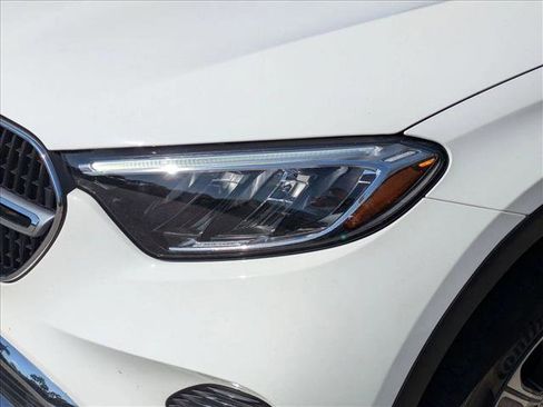 Certified 2023 Mercedes-Benz GLC 300 image 6