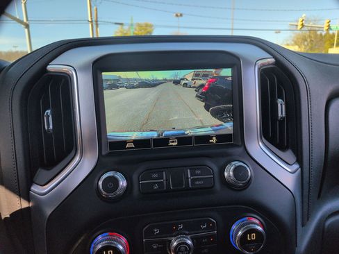 Used 2021 GMC Sierra 1500 SLT w/ SLT Convenience Package image 11