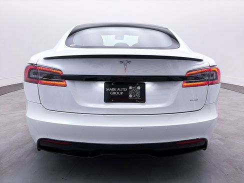 Used 2021 Tesla Model S Plaid image 14