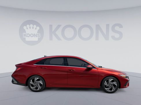 New 2026 Hyundai Elantra Limited image 8