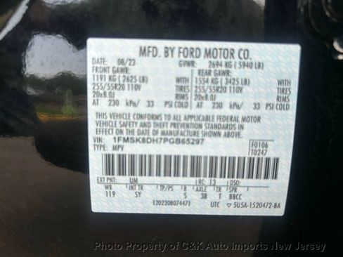 Used 2023 Ford Explorer XLT w/ Equipment Group 202A AWD/4WD image 64