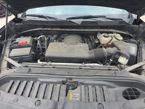 Used 2019 Chevrolet Silverado 1500 LTZ w/ LTZ Premium Package AWD/4WD image 15