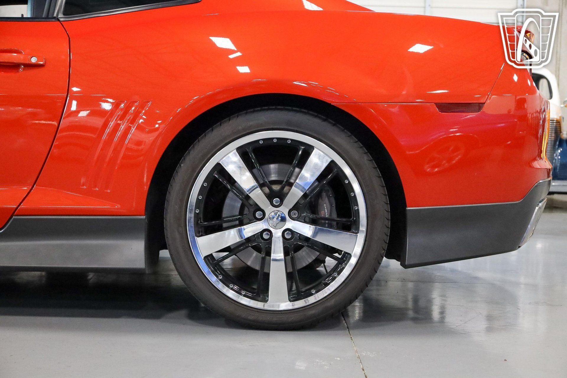 Used 2010 Chevrolet Camaro SS w/ LPO, Ground Effects Package RWD image 25