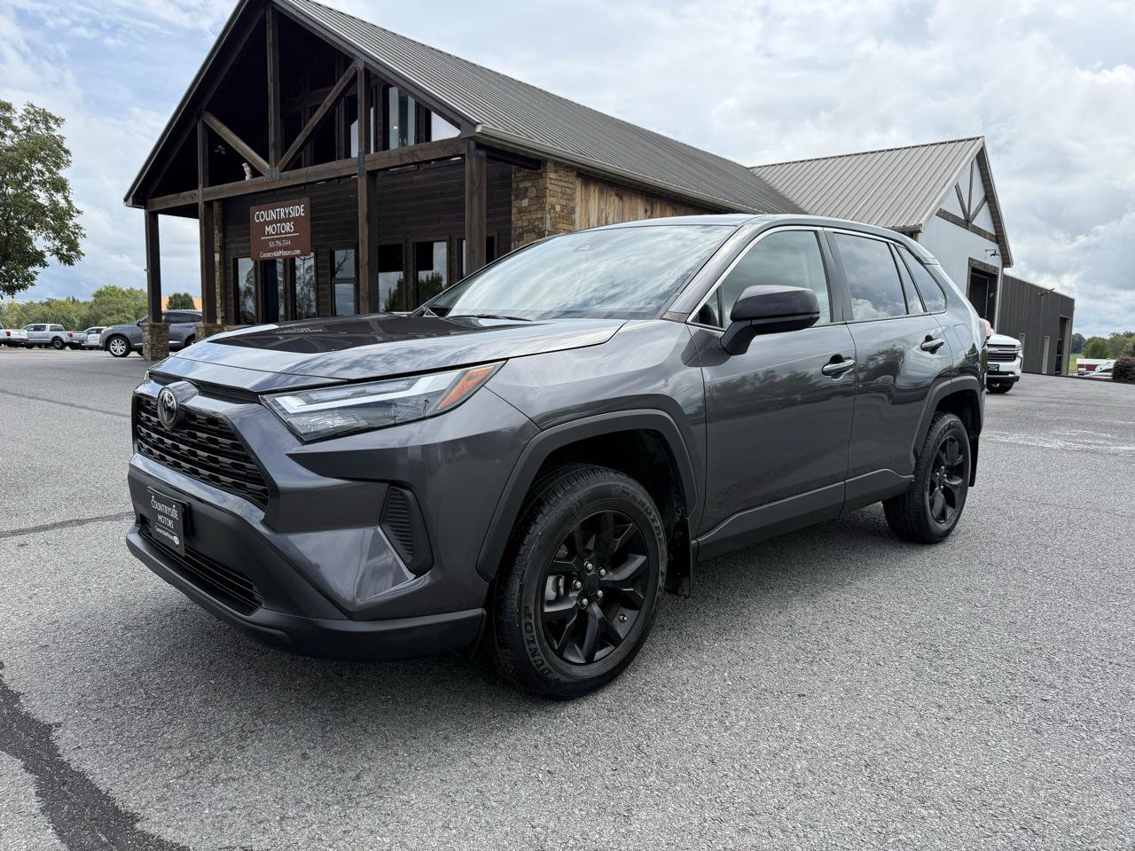 Used 2024 Toyota RAV4 LE FWD image 2