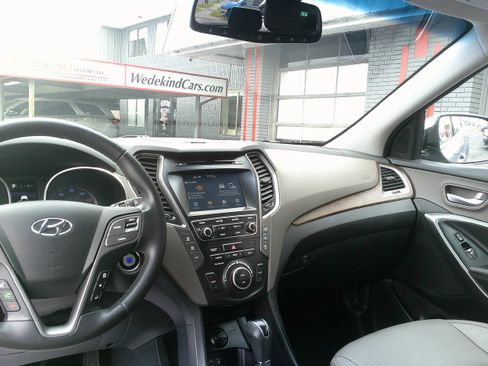 Used 2019 Hyundai Santa Fe XL SE w/ SE Premium Package 02 AWD/4WD image 21