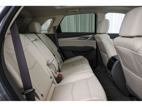 Used 2024 Cadillac XT5 Premium Luxury FWD image 19