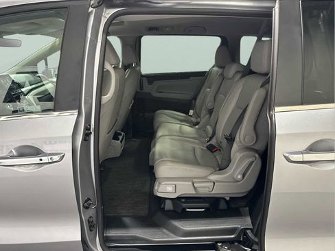 Used 2024 Honda Odyssey EX-L image 23