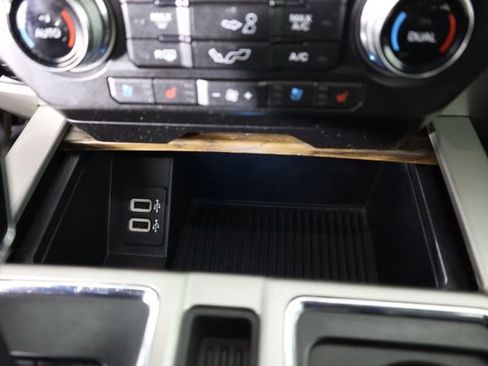 Used 2019 Ford F150 Lariat w/ Equipment Group 502A Luxury image 59