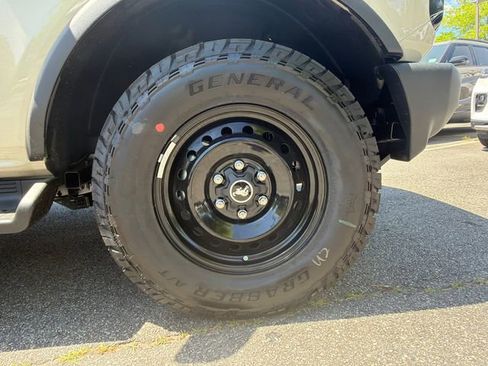 New 2026 Ford Bronco Outer Banks AWD/4WD image 12