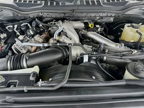 Used 2020 Ford F250 Platinum w/ Tremor Off-Road Package image 33