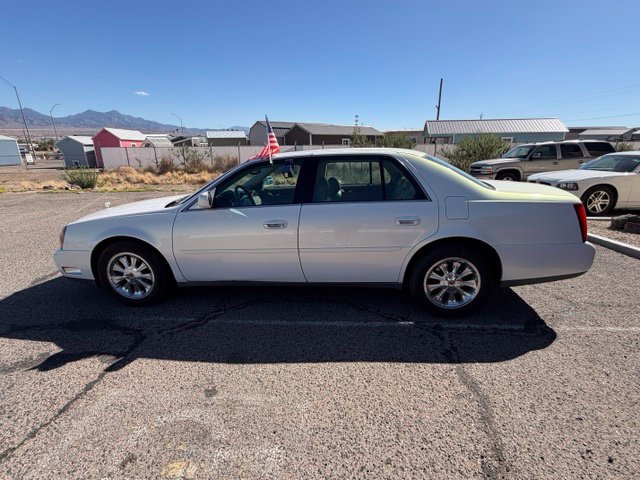 Used 2004 Cadillac De Ville FWD image 8