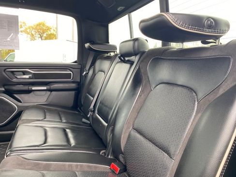 Used 2023 RAM 1500 Laramie AWD/4WD image 17