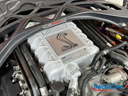 Used 2020 Ford Mustang Shelby GT500 w/ Technology Package RWD image 40