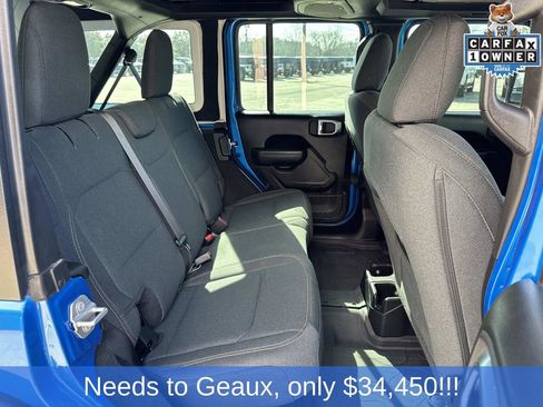 Used 2025 Jeep Wrangler Sport image 22