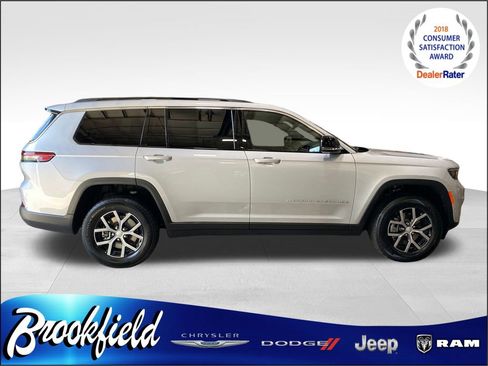 New 2025 Jeep Grand Cherokee L Limited w/ Luxury Tech Group II image 7