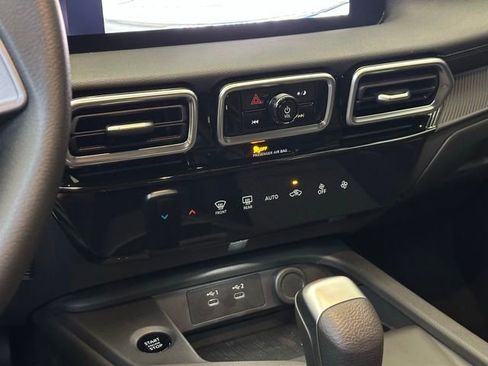 New 2026 Nissan Sentra SV FWD image 28